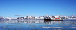 Free flights with Arctic & Antarctic Cruises